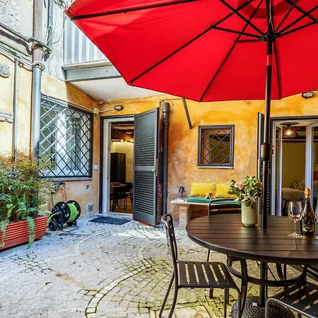 Apartment As Feel - Trastevere Nest With Secret Patio Rome